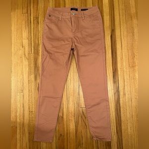 Size 4 Women’s Curve Appeal Jeggings